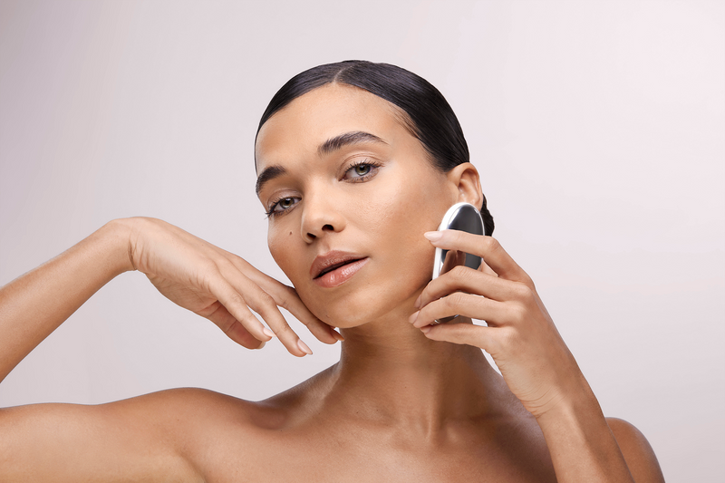 Microcurrent Facials Explained By An Aesthetics Doctor
