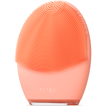 FOREO LUNA™ 4 Smart Facial Cleansing & Firming Device